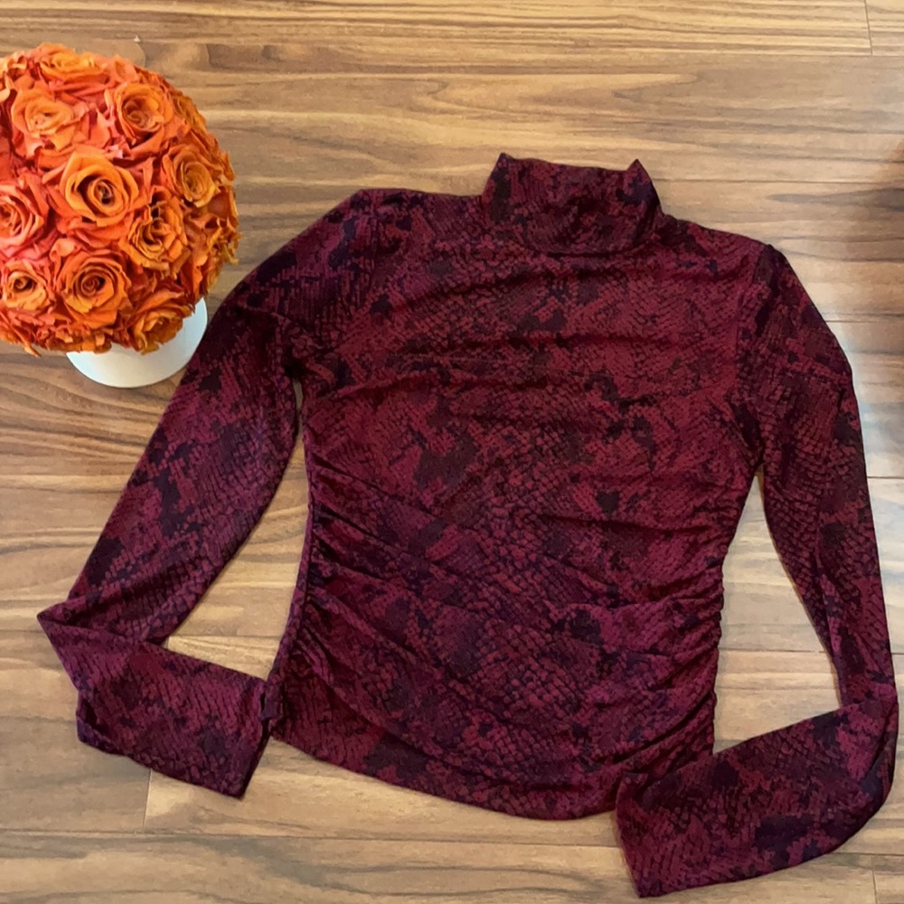 Guess Top, Size XS